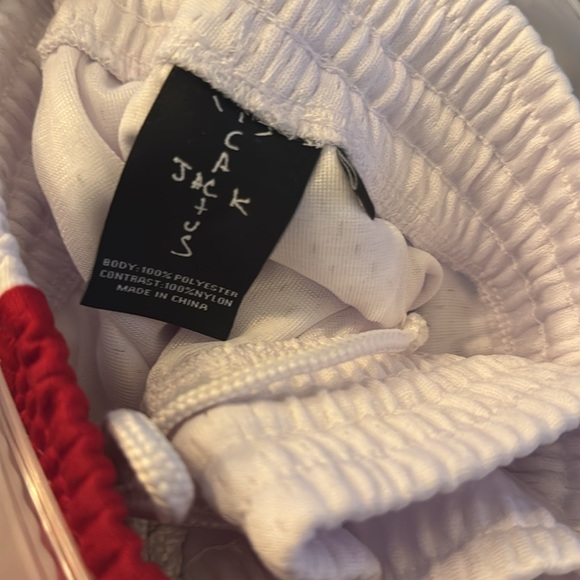 Brand New Travis Scott x Cactus Jack All American McDonald’s Shorts - Size L - Picture 3 of 4